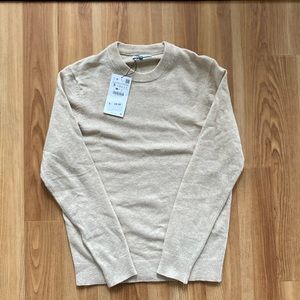 Zara Men’s cashmere sweater with tags